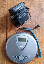 Vintage Baladeur CD Walkman SONY D-NE270 + prise secteur + housse  C42