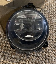 VW Golf MK5 Passenger Side Front Fog Light 1K0941699C (Not For GT or GTI)