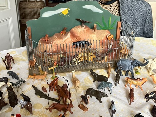 Lot figurines animaux - 60,