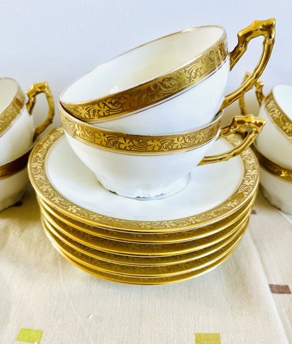 Tasses sous - +,