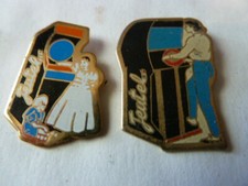 PIN 'S GAMES / GAME / LOT OF 2 / RARE  