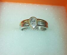 Bague solitaire plaque petite taile 49 bicolore pierre taille poire RefV289