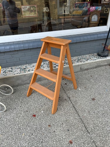 Escabeau pliant bois orange - en,