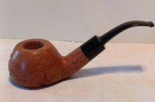 Pipe ancienne courbe sculptée