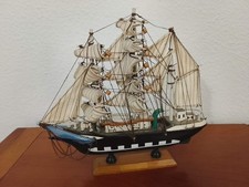 Maquette de voilier 23