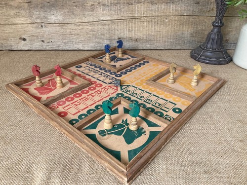 Ancien plateau jeu - ancien, en