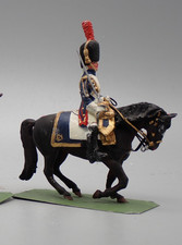 FIGURINE D'ARTISTE SUR BASE