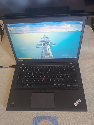 Lenovo thinkpad 5200u - i5, 2,2