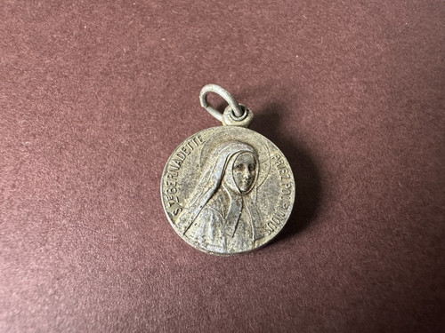 Médaille relique métal - relique, en