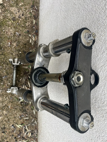 Gsxr srad 600 fourche - 600,