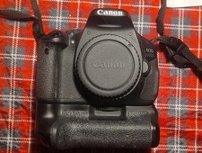 Appareil photo Canon EOS 600D avec batterie