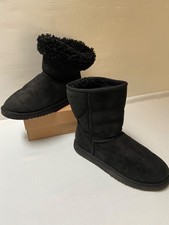 Bottines fourrées 39/40 daim peau noir UGG