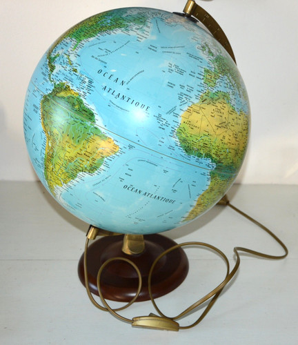 Ancien globe terrestre