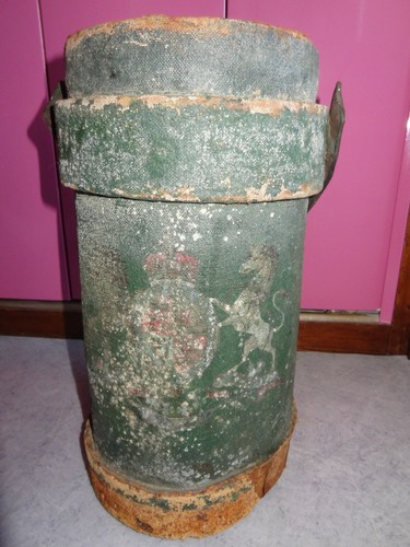 Ancien objet marine - de,