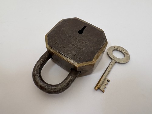 Ancien cadenas vintage - , en