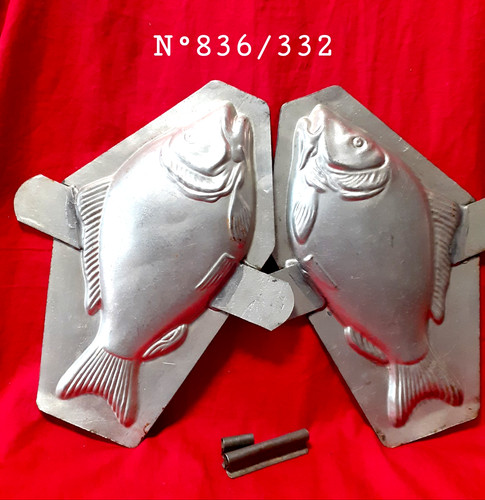 836 332 ancien moule a - n°836/332,