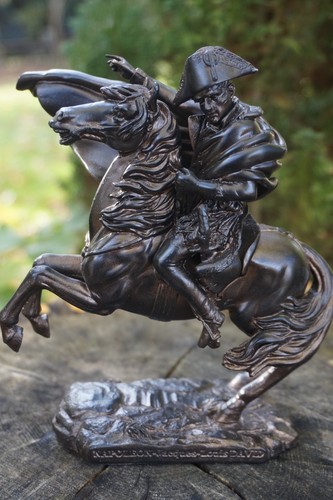 Re0111 figurine statuette - re0111,