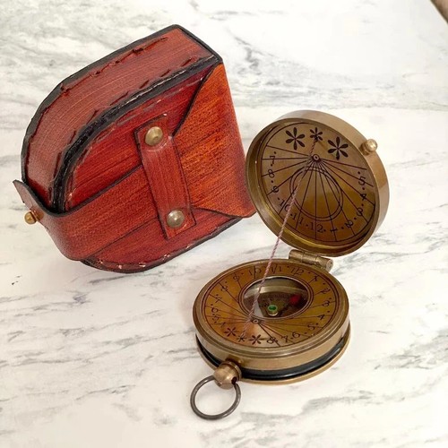 Ancienne boussole cadran - ancienne,