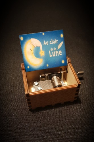 Boîte musique bois - à, au