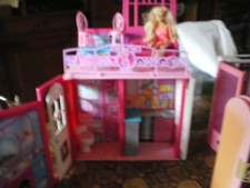 ensemble de morceaux de maison