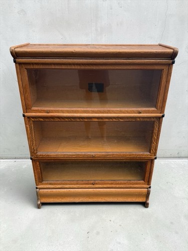 Antique macey quarter - quarter, oak