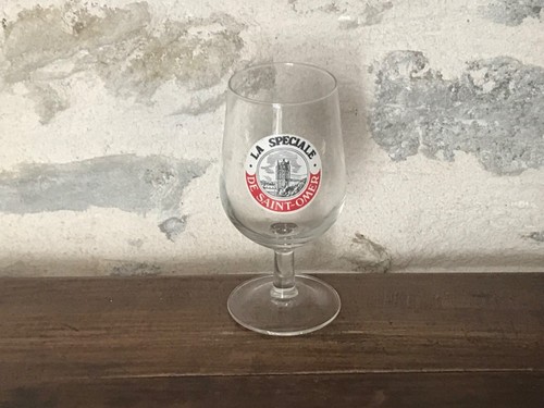 Verre bière speciale - à,