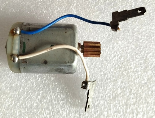 Petit moteur 4 - 12,