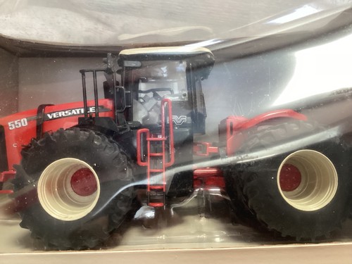 Miniature tracteur versatile - miniature,