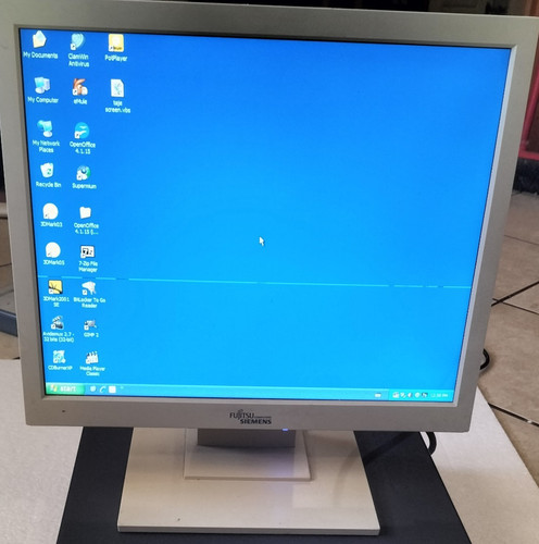 Moniteur lcd fujitsu - lcd,