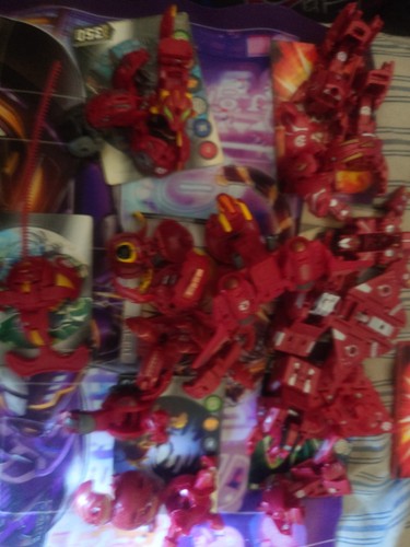 Pyrus bakugan maxus - /,