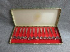 boites de 12 fourchettes à dessert en inox 