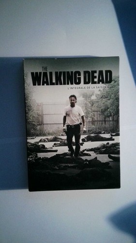 The walking dead - walking,