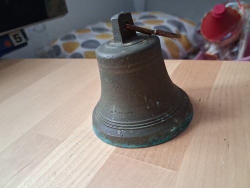 Cloche porte bronze - cloche, en