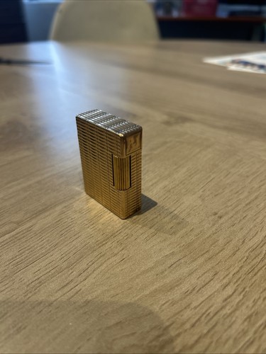 Briquet dupont plaqué or - s.t.,
