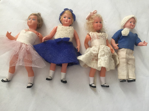 Lot mini poupées petit - de, 4