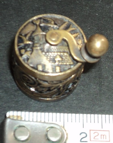 Rare ancien outil boite - rare,