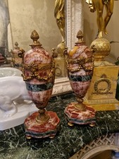 Paire De Cassolettes En Marbre