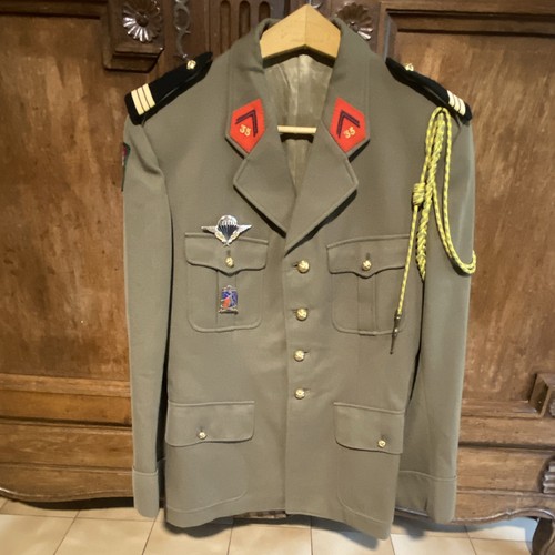 Veste uniforme militaire