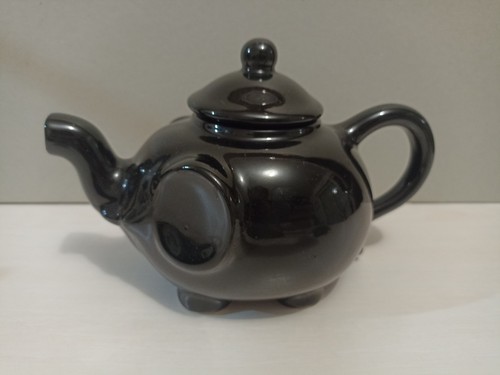 Ancienne petite théière - ancienne,