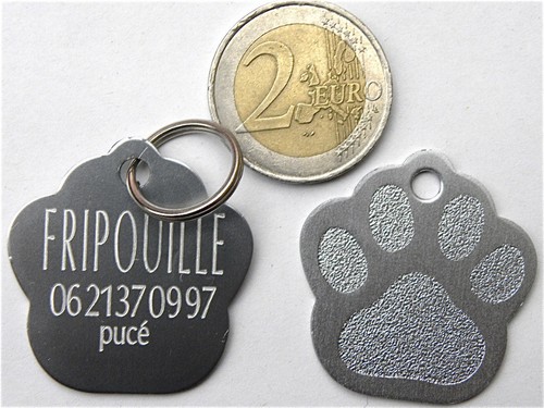 Médaille chien forme de - forme,