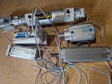 lot 5 vérins FESTO ADVU 25 -