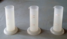 Lot de 3 éprouvettes