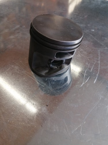 Piston avec segments - , (origine)
