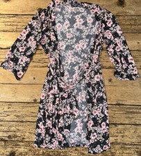Marilyn Monroe Women Sz M Pink Floral Print Short Soft Belted Robe NWOT