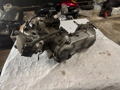 Moteur piaggio 250 mp3 - moteur,