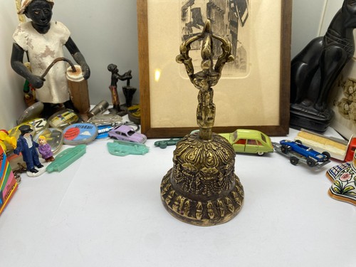 Ancienne cloche bronze - cloche,