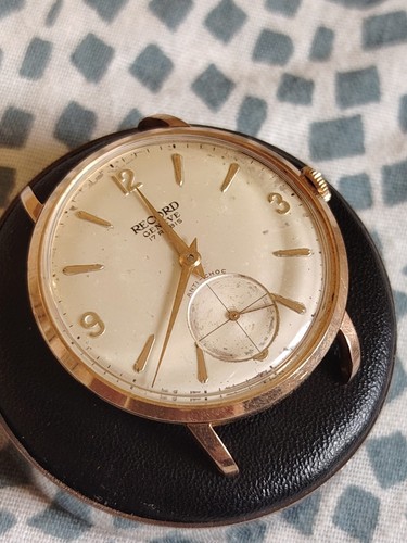 Montre mecanique record