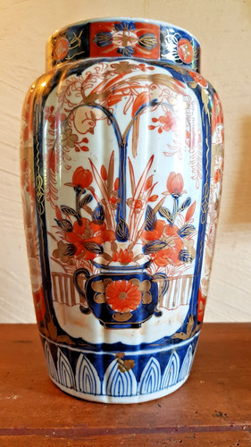 Antique vase imari - antique,