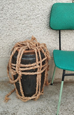 ancienne jarre emballee