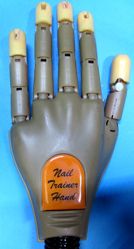 Nail trainer hand - trainer, uses